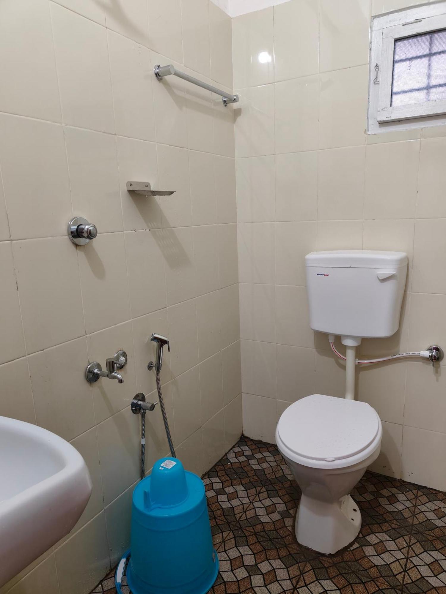 Hotel Nova Kochi Екстер'єр фото